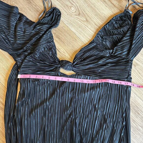 Arula Black Pleated Knot Front Cutout Midi Dress Long Sleeve Size A (L/XL) - Picture 5 of 6